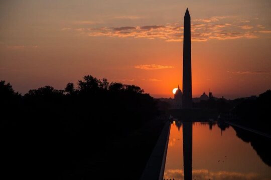 3-4 Hour Private DC City Moonlight Tour by Van
