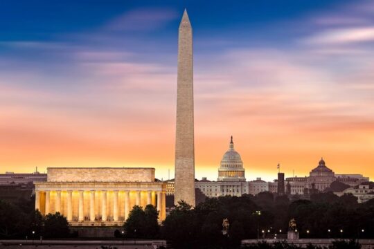 Half-Day Washington DC City Tour with Multi-Lingual Guide