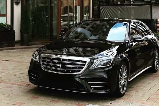 Departure Private Transfer: Washington to Dulles Airport IAD in Luxury Car