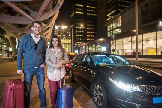 Private Departure Transfer: Washington DC (any accommodation) to Dulles Airport