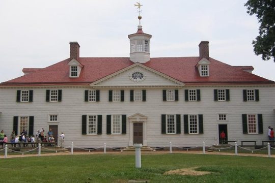 Perfect Private Mt. Vernon/Arlington Cemetery Tour with Lunch