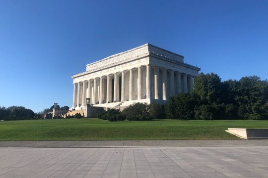 Private DC Guided Bus Tour with Step Off Guide