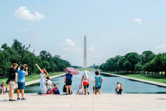 Washington Monument Admission plus Guided Morning City Bus Tour