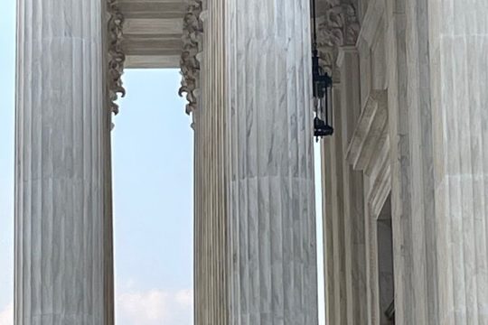 2 Hours Book Store Tour in Capitol Hill