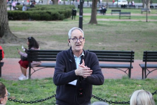 Discounted DC Day Tour Highlights In Full Colors- Free Snacks