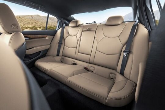Arrival Transfer Dulles Airport IAD to Washington DC by Sedan