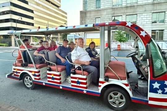 Washington D.C's Monuments Guided American Trolley Tour